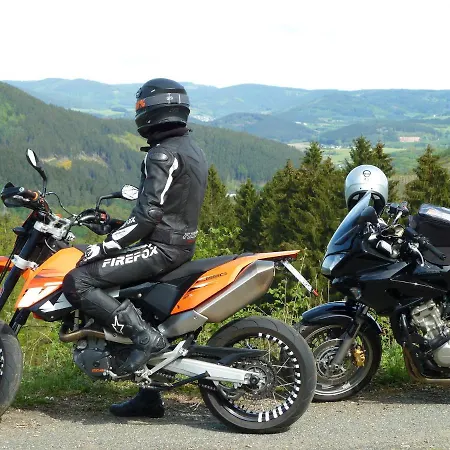 מלון Weisser Stein 2*