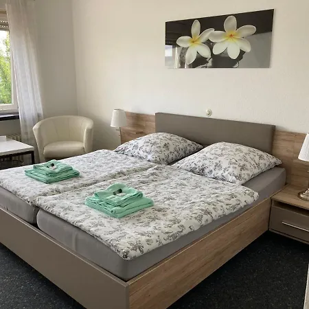 מלון Weisser Stein 2*